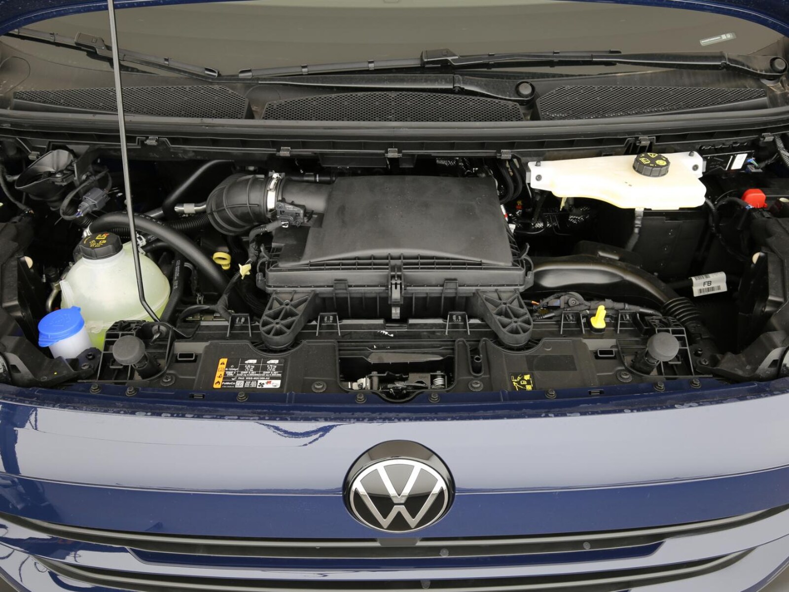Volkswagen Transporter Kasten kurzer Radstand – Bild 23