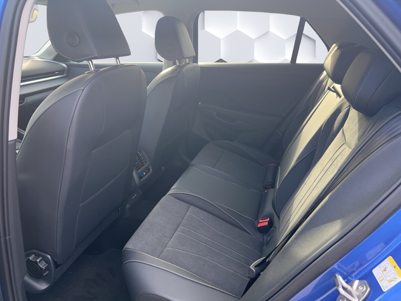 Volkswagen T-Roc – Bild 13