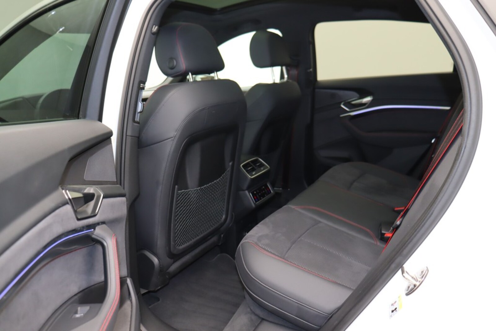 Audi Q8 Sportback e-tron – Bild 12