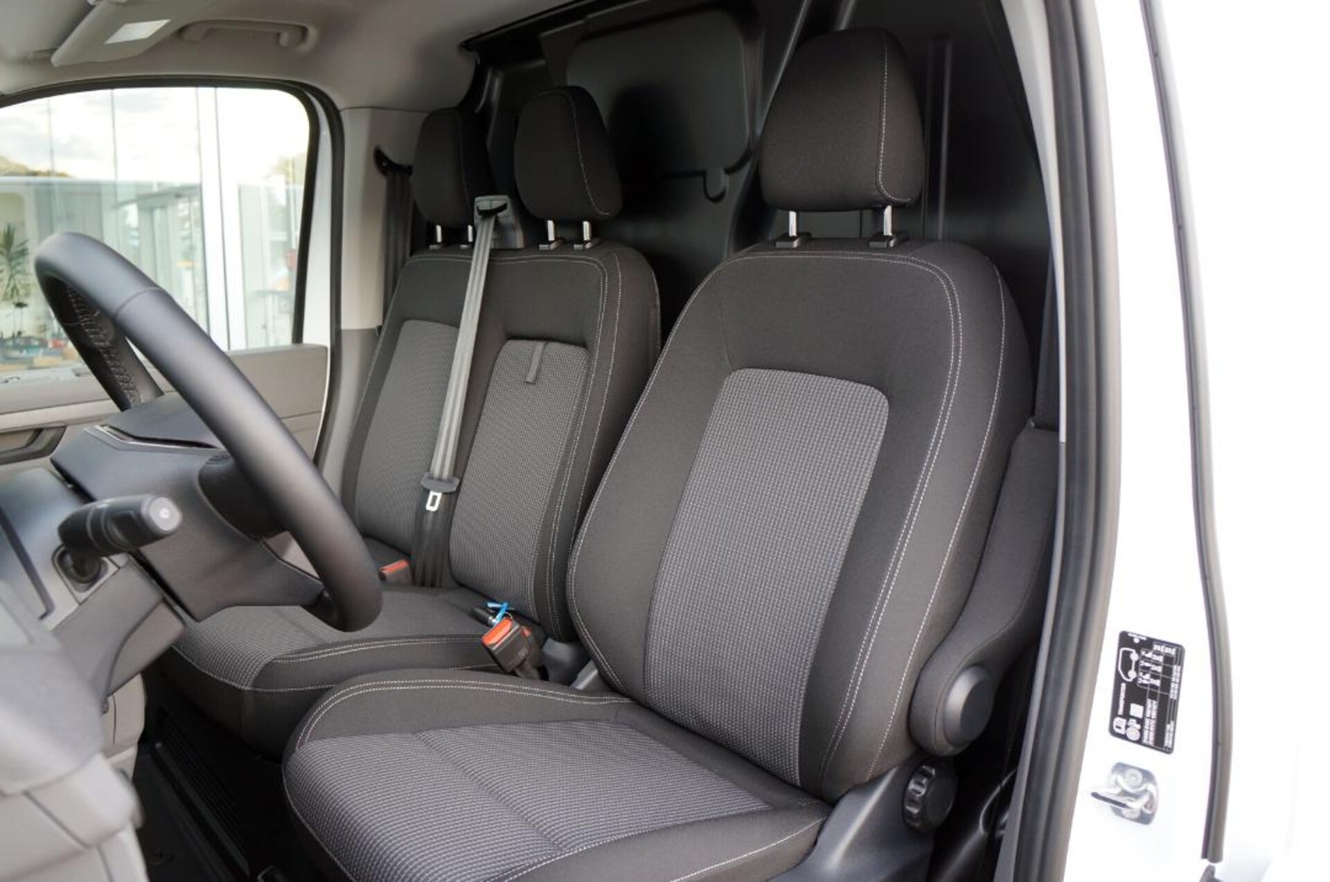 Volkswagen Transporter Kasten langer Radstand