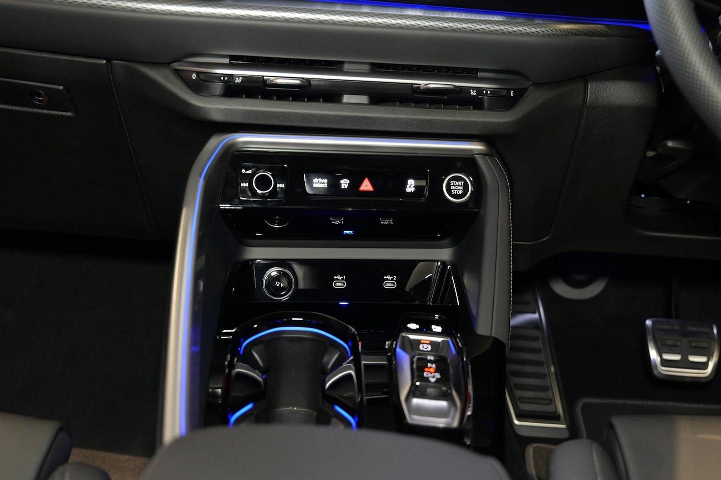 Image about Audi Q5 SUV e-hybrid quattro S tronic