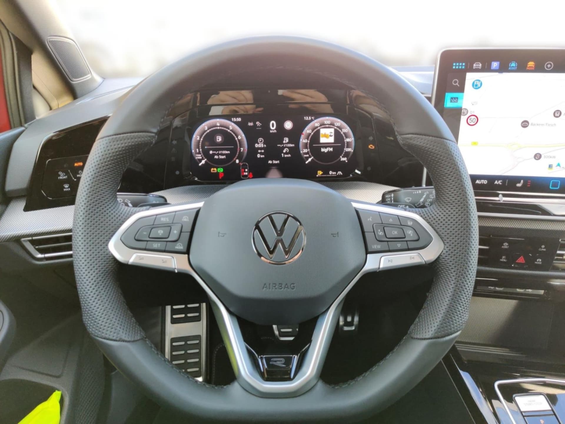 Volkswagen Golf R-Line