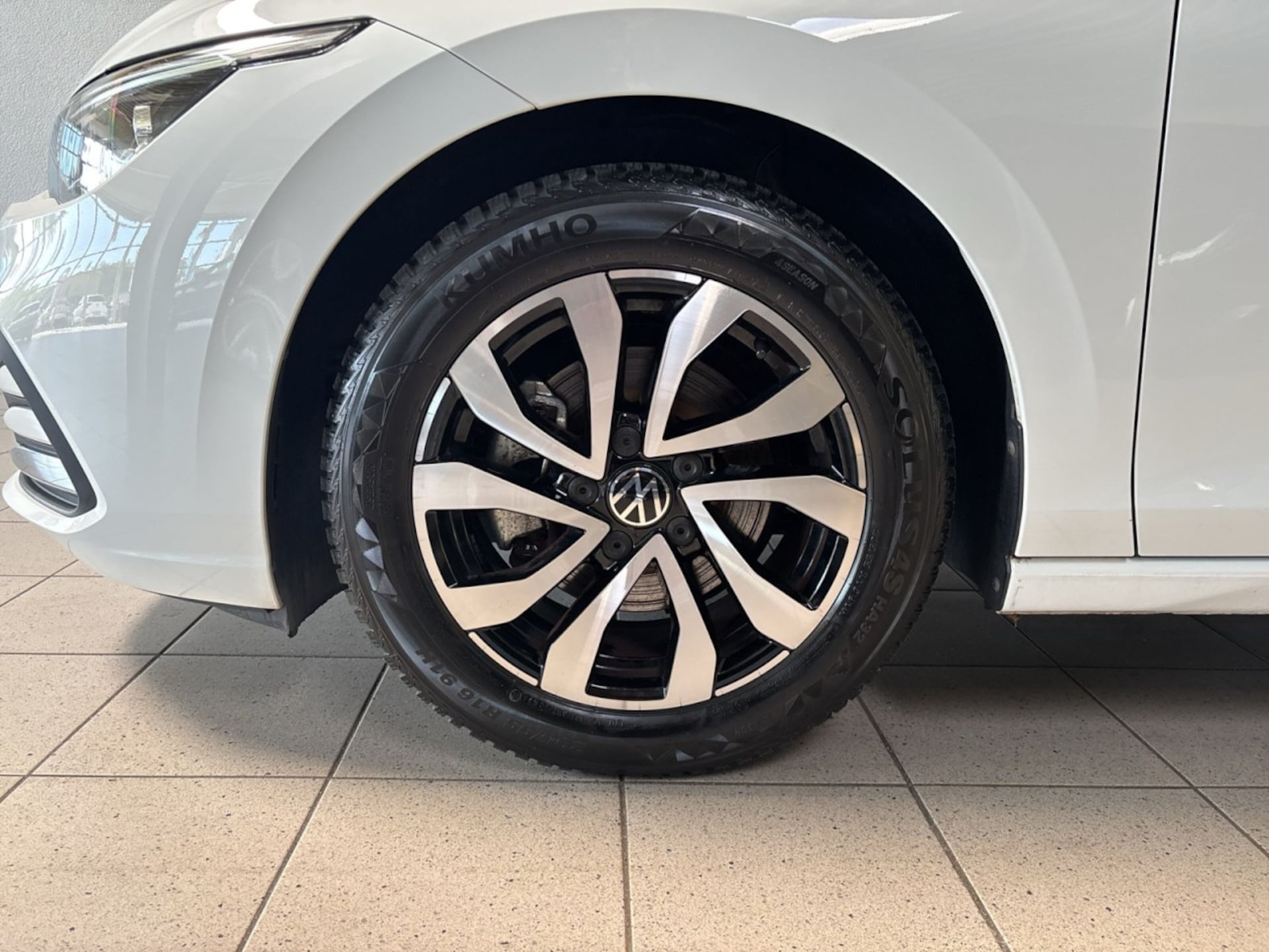 Volkswagen Golf Active