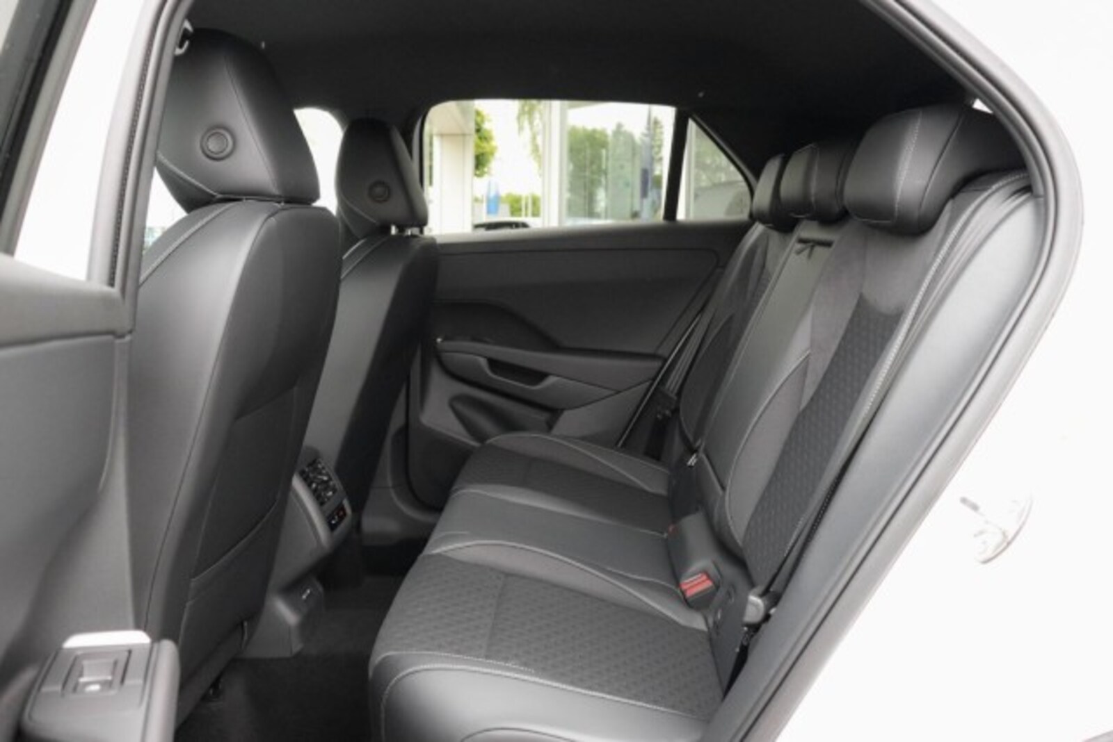 Volkswagen T-Roc – Bild 11