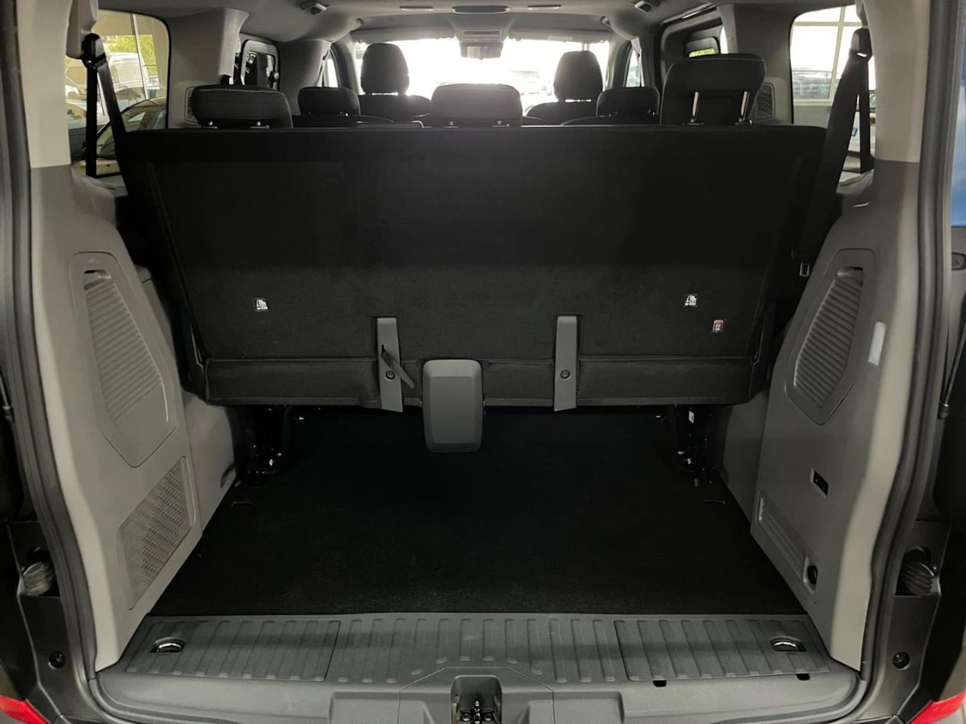 Volkswagen e-Caravelle Life