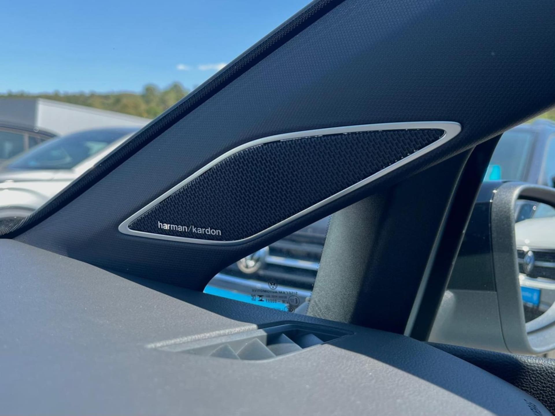 Volkswagen Golf R-Line