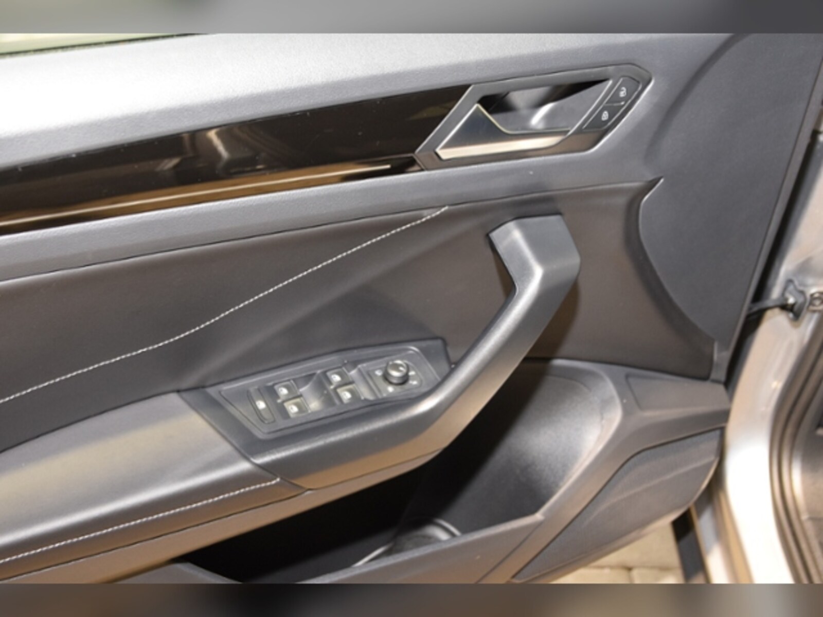 Volkswagen T-Roc – Bild 13