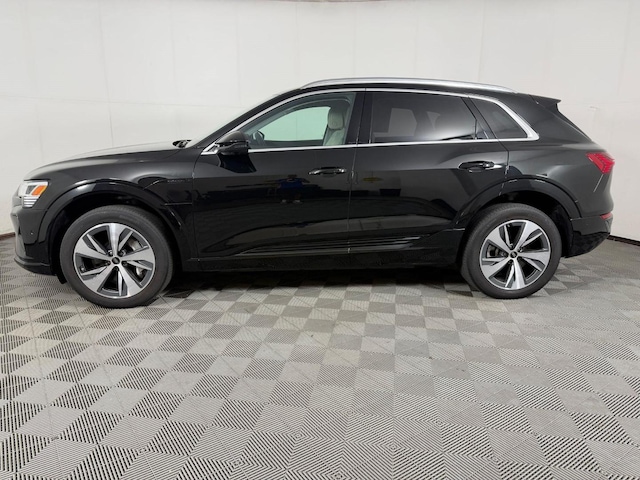 2024 Audi Q8 e-tron