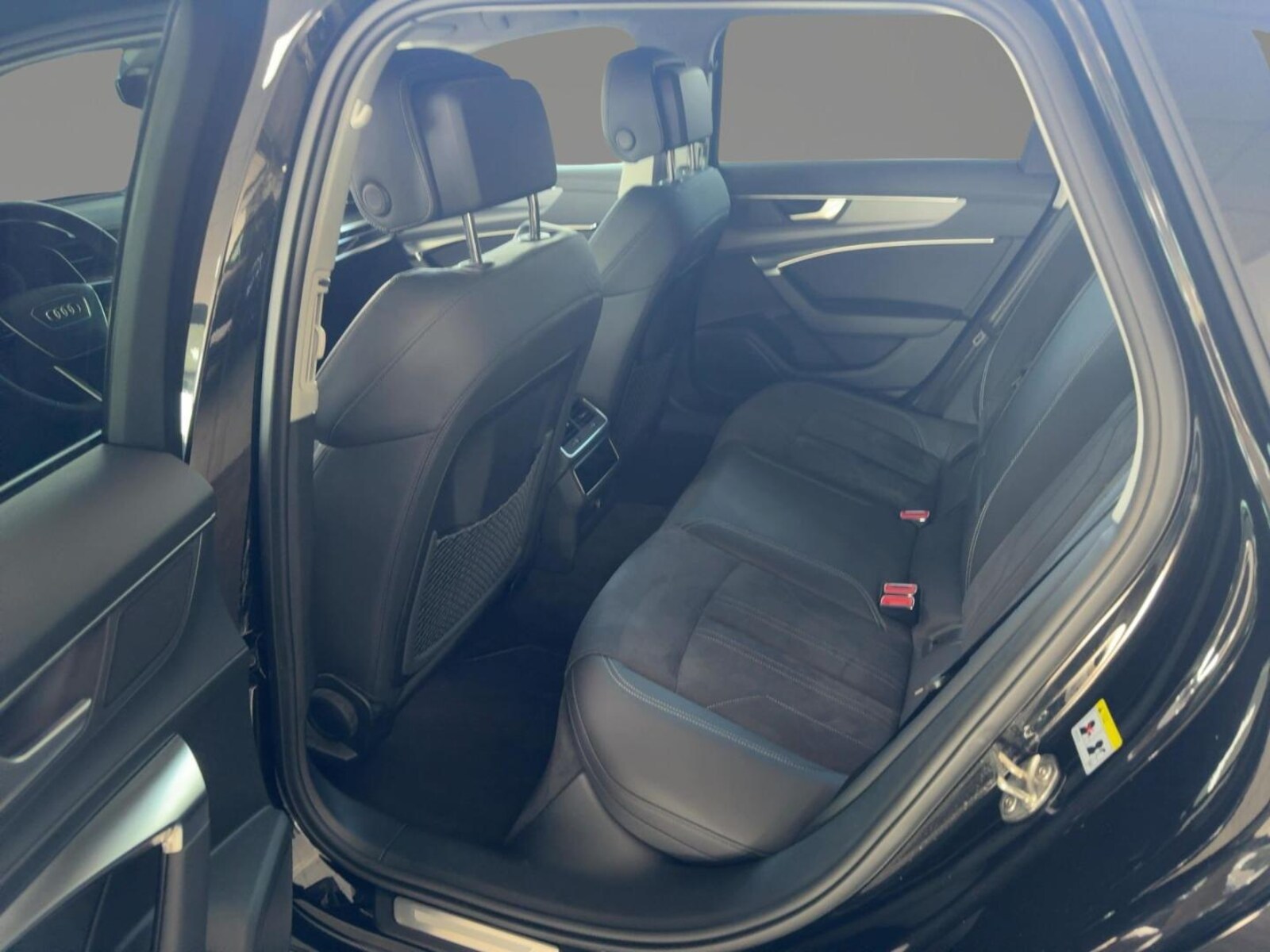 Audi A6 Avant – Bild 8