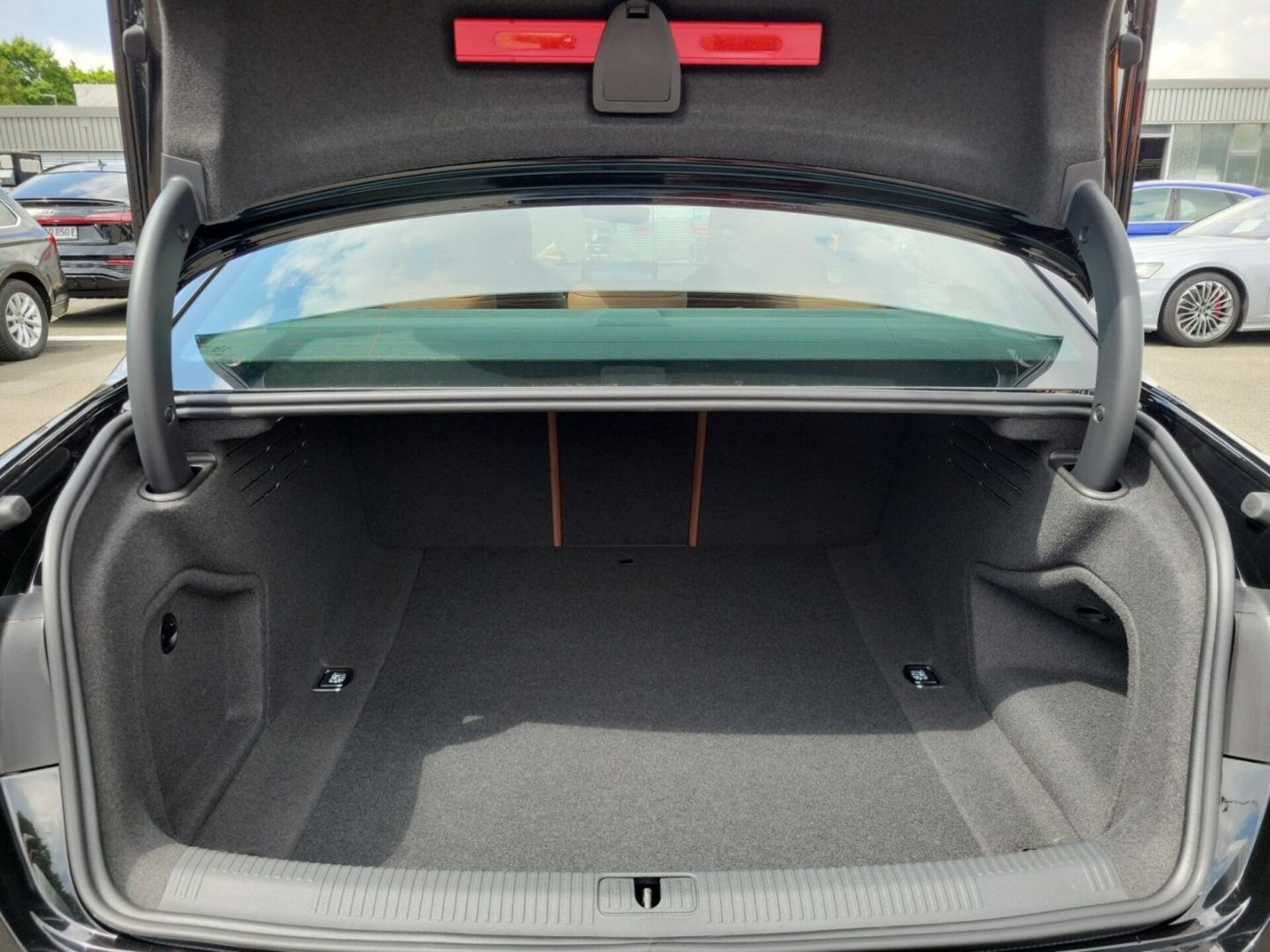 Audi A4 Limousine Advanced