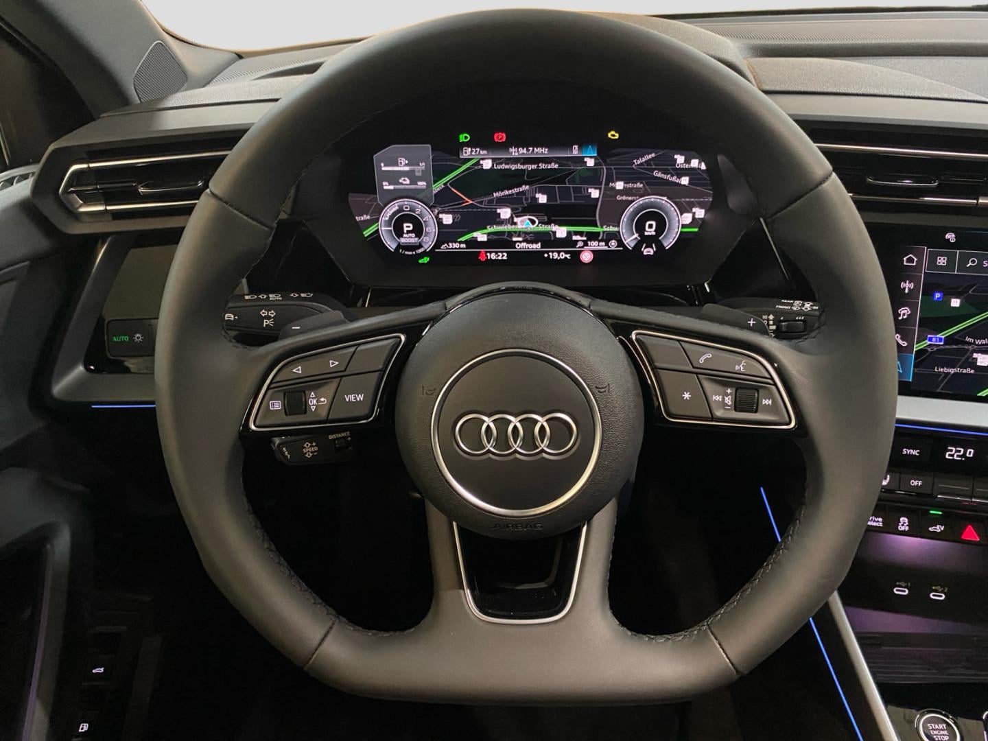 Bild über Audi A3 Sportback TFSI e TFSI e 150 kW S tronic - für weitere Informationen kontaktieren Sie den Audi Partner