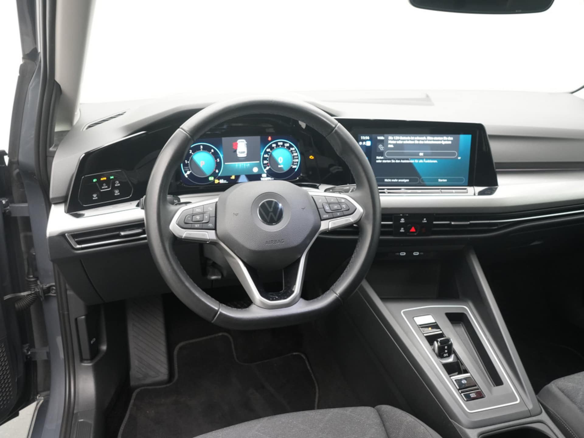 Volkswagen Golf Variant Life