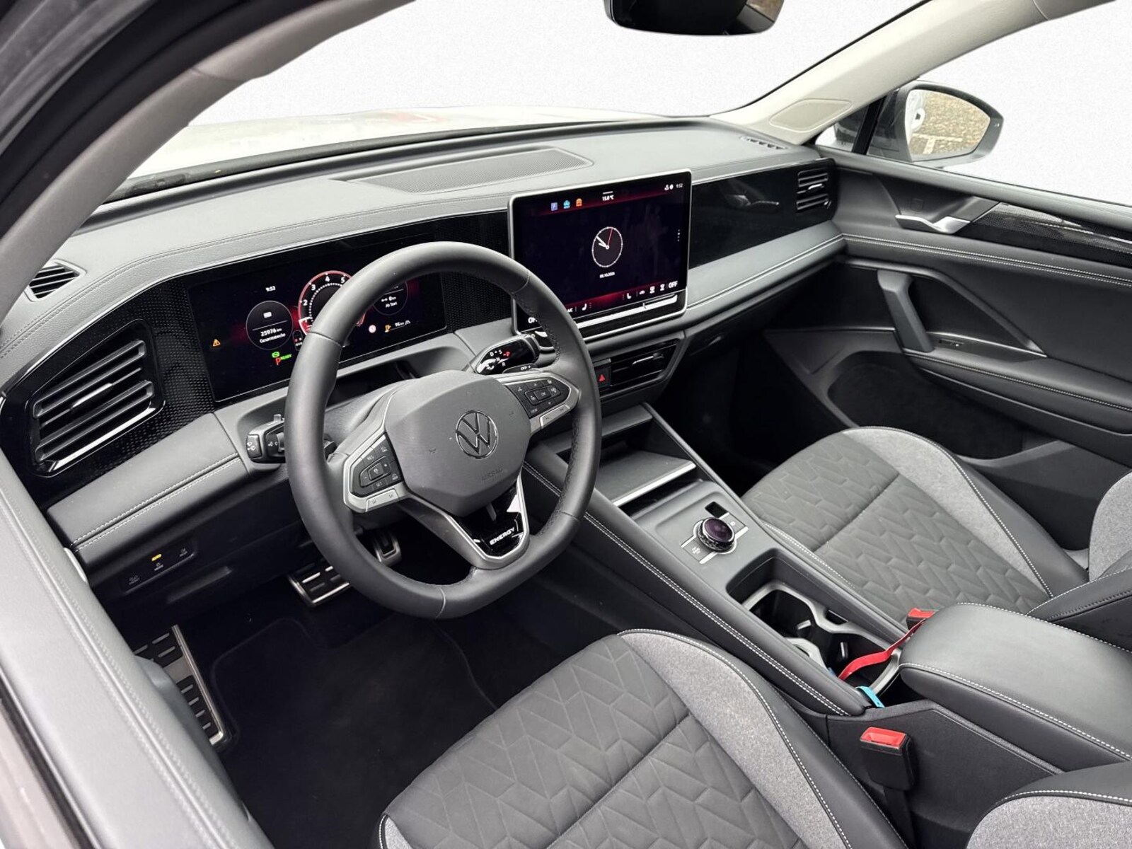 Volkswagen Tiguan – Bild 8