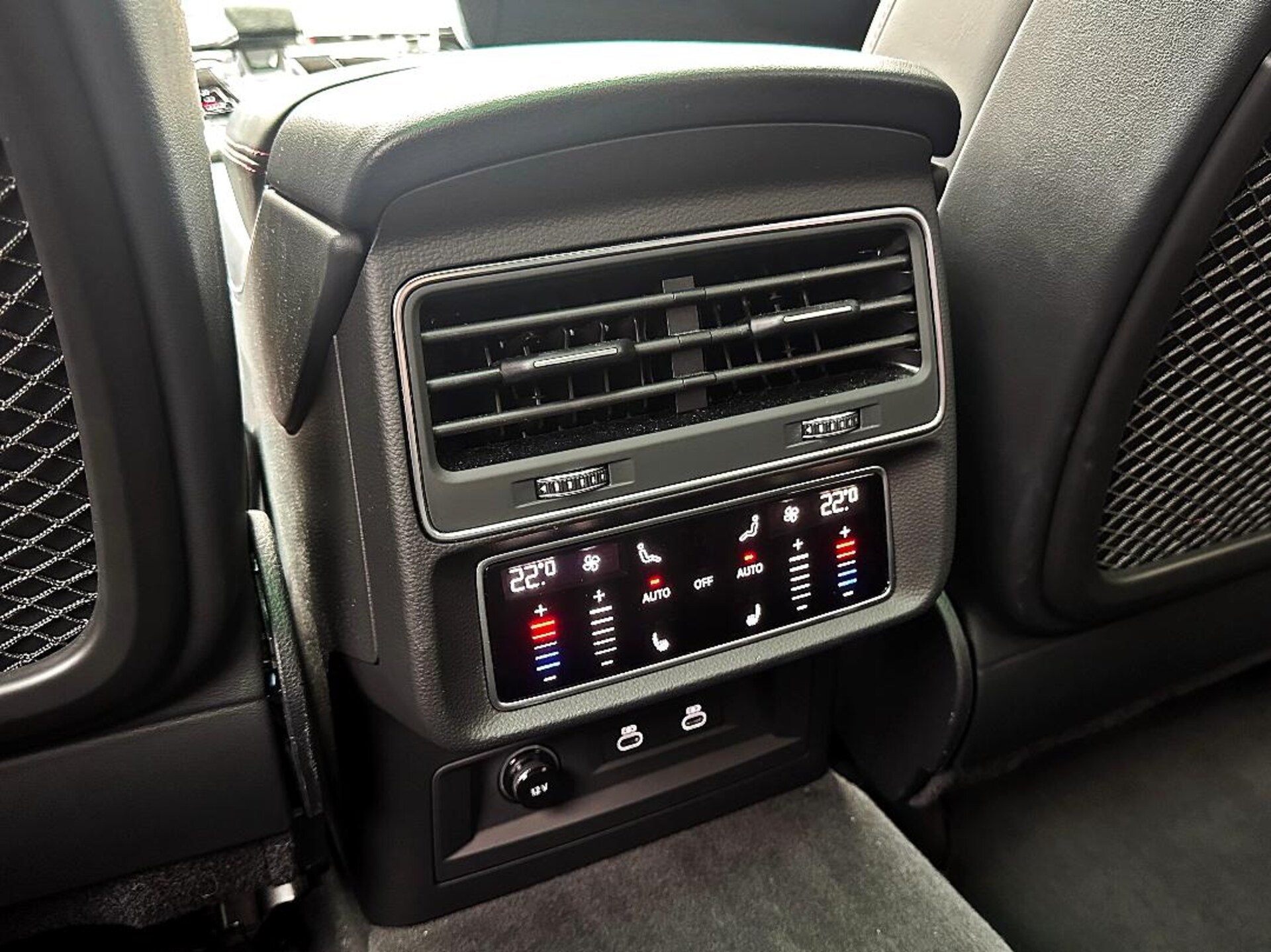 Audi SQ8 SUV