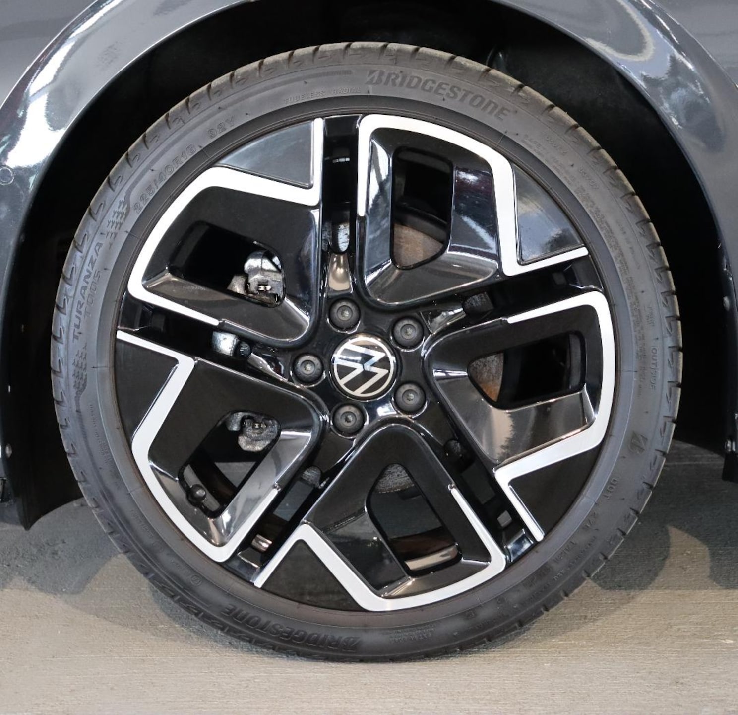 Volkswagen Golf R-Line