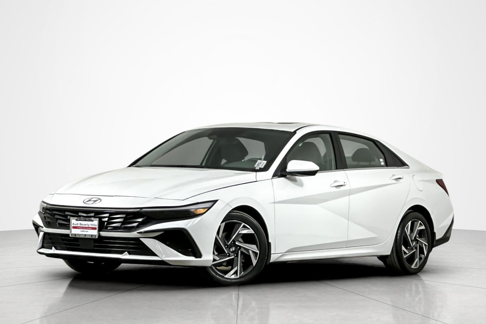 2024 Hyundai Elantra 2.0 SEL IVT's photo