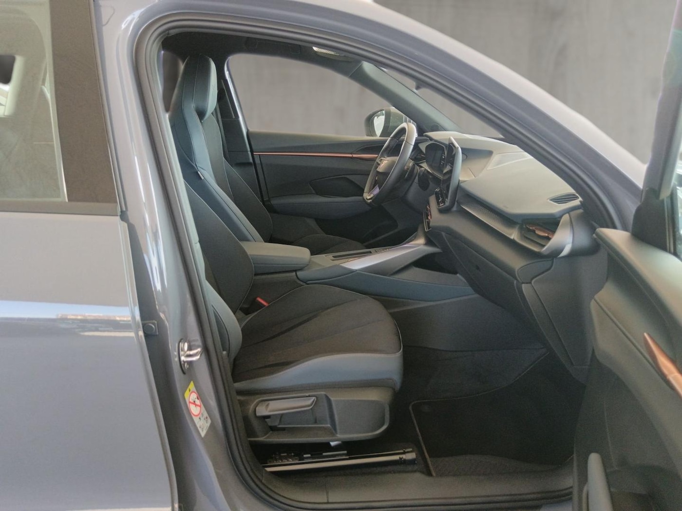 CUPRA Terramar 1.5 TSI e-Hybrid DSG 150 kW (204 CV) — photo 5