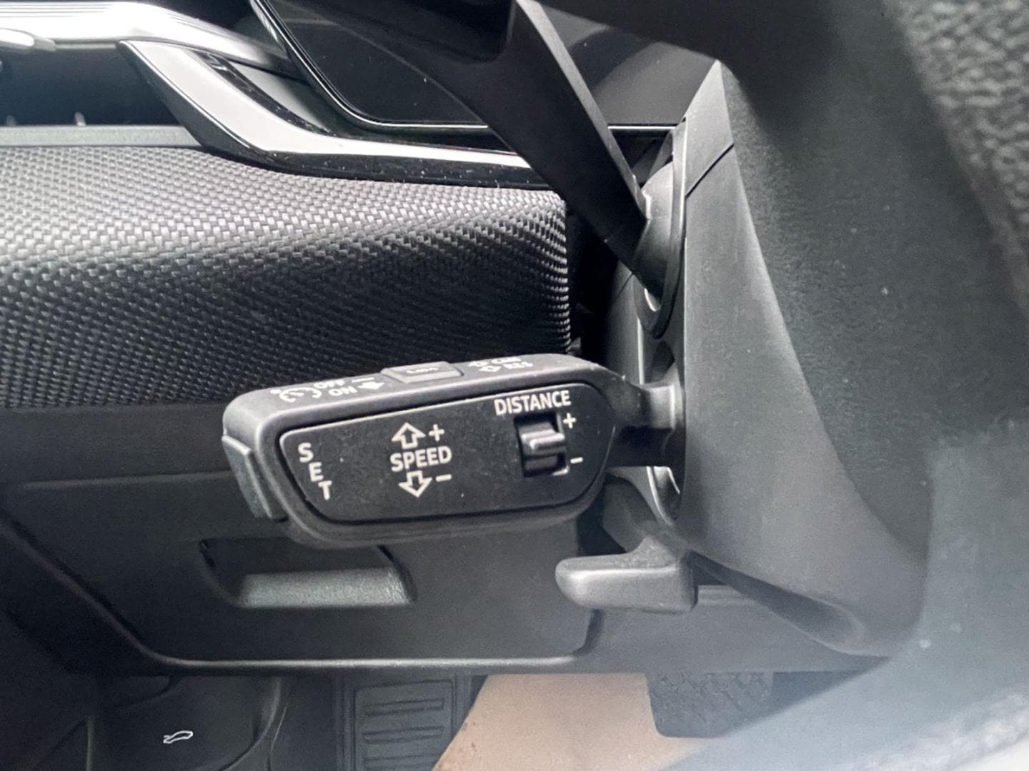 Bild über Audi A6 Limousine TDI 150 kW S tronic - für weitere Informationen kontaktieren Sie den Audi Partner