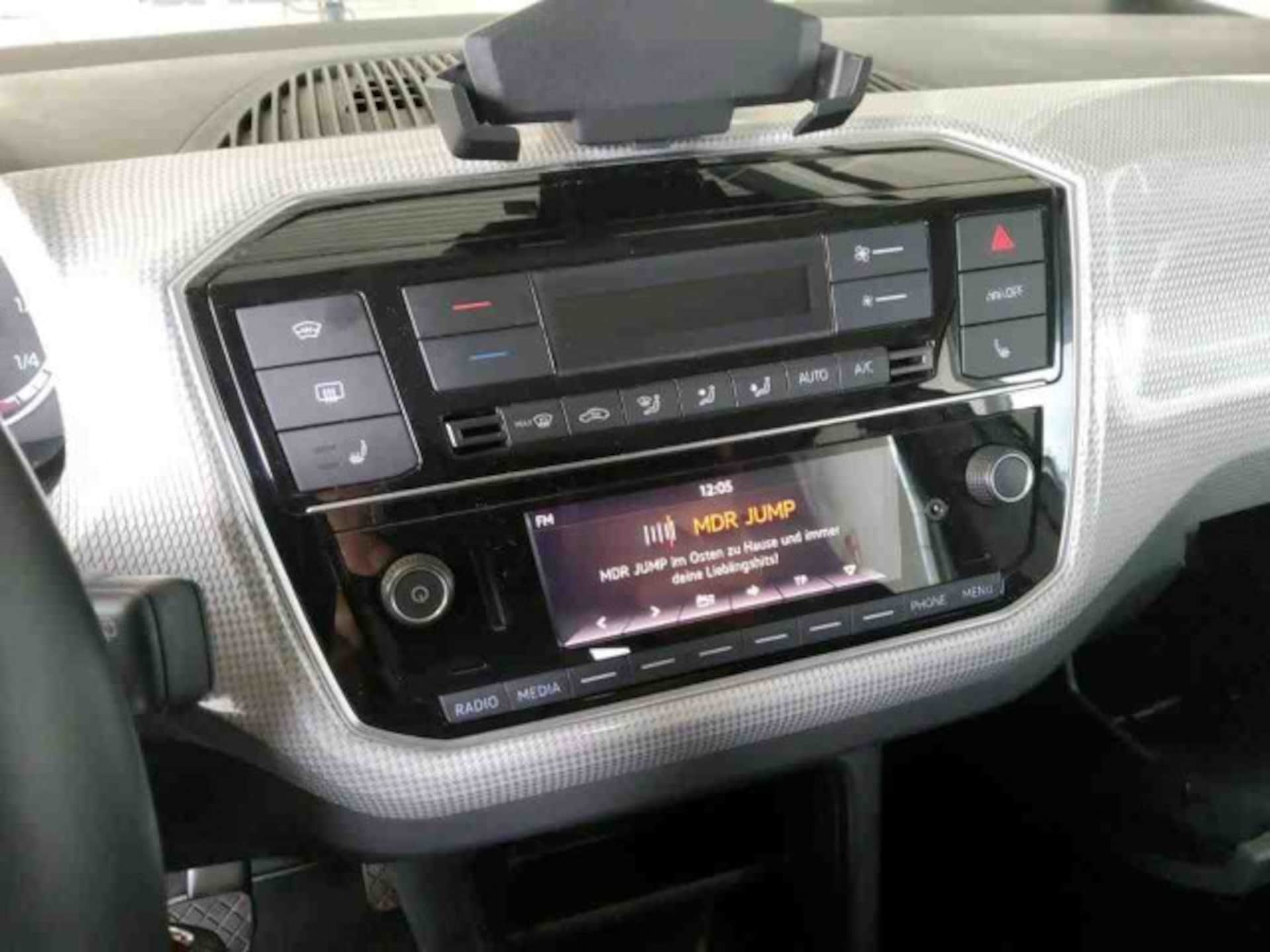Volkswagen e-up! Style "Plus"