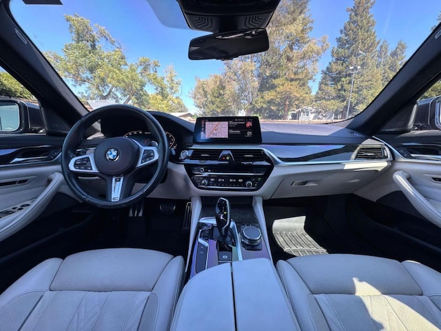 2020 BMW M550i