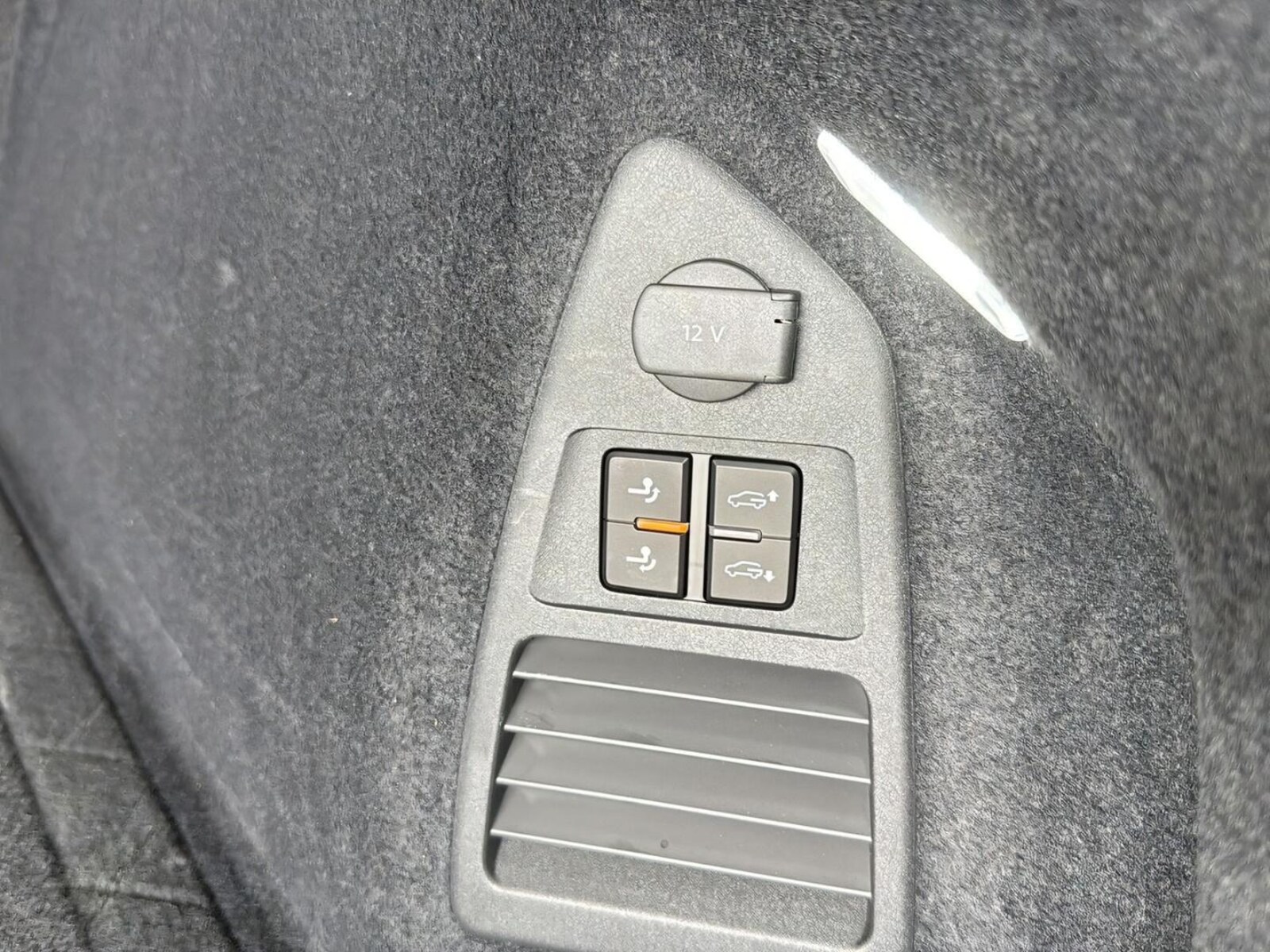 Volkswagen Touareg – Bild 20