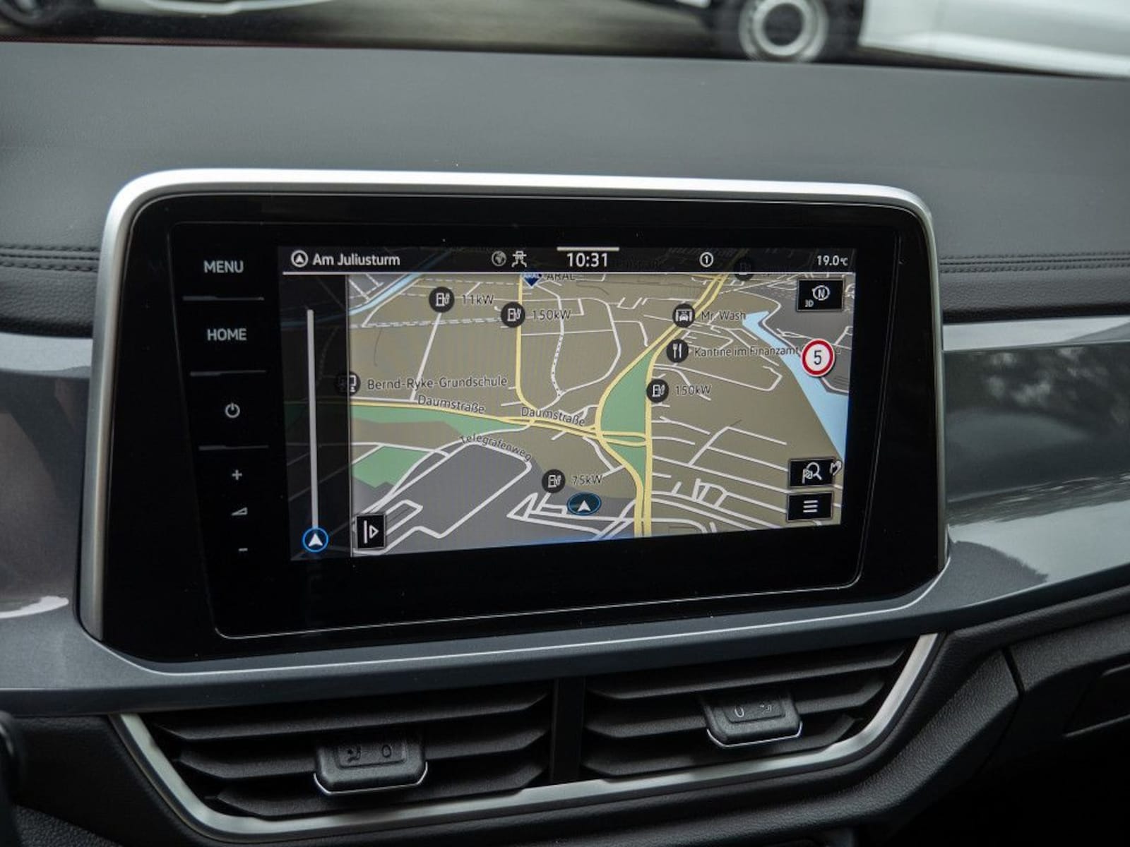Volkswagen T-Roc – Bild 12