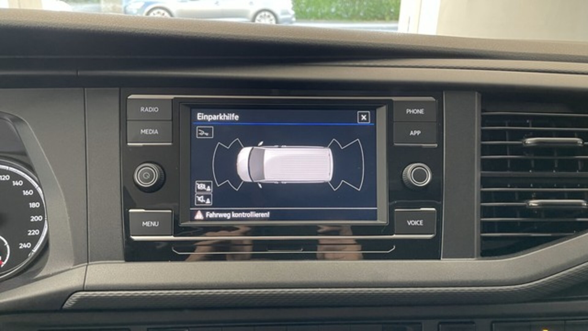 Volkswagen T6.1 Transporter Kasten langer Radstand