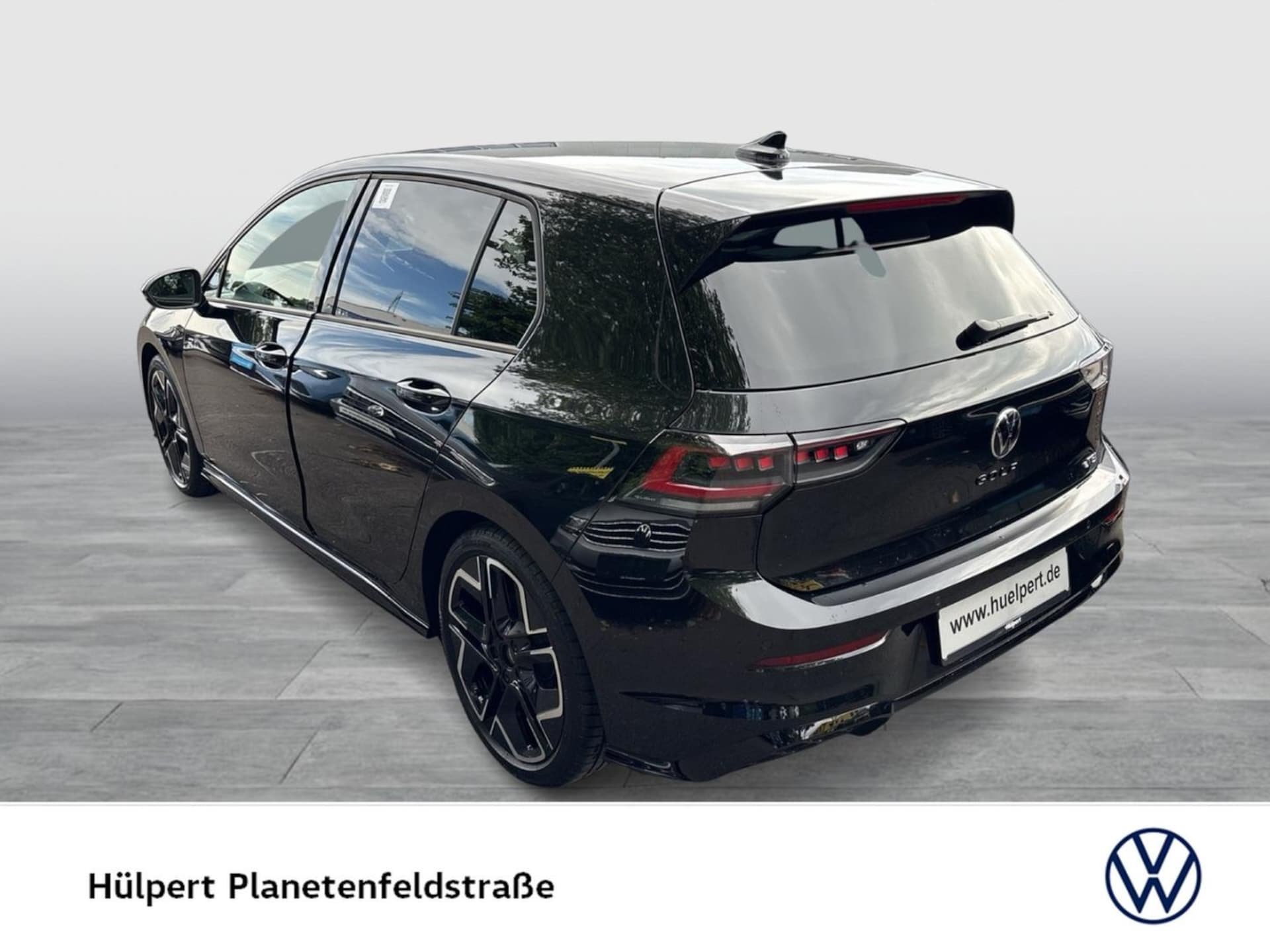 Volkswagen Golf R-Line