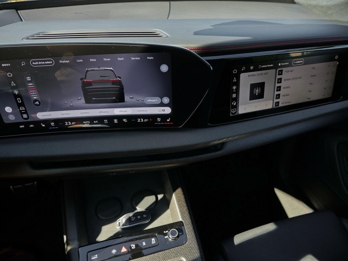 Bild über Audi Q7 SUV TDI quattro 220 kW tiptronic - für weitere Informationen kontaktieren Sie den Audi Partner