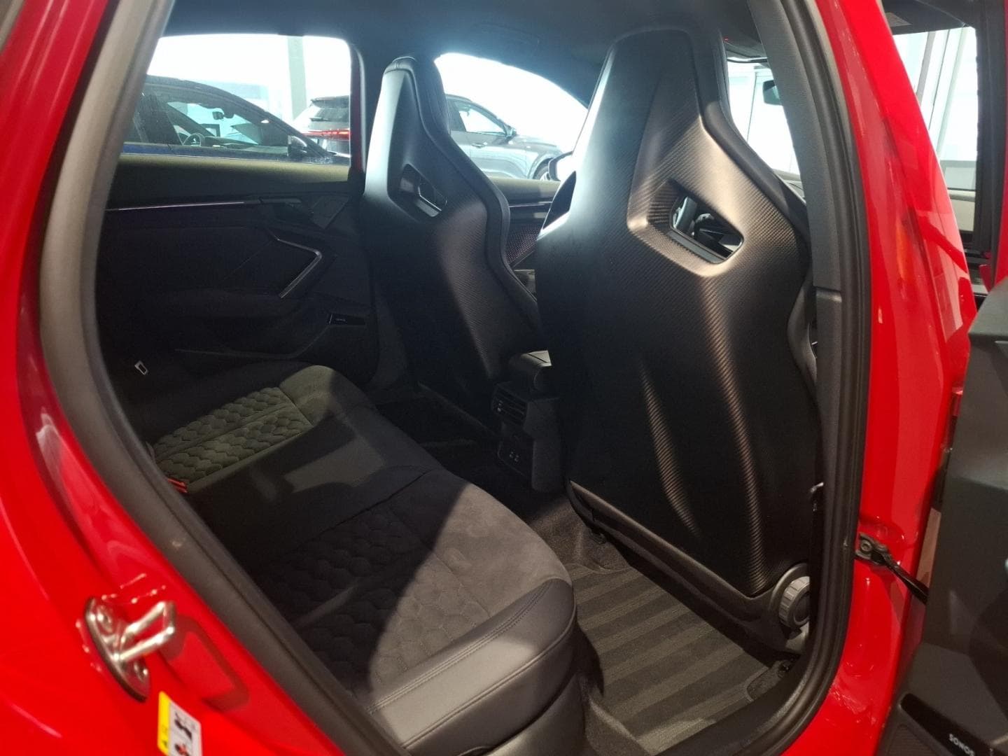 Bild som visar Audi RS 3 Sedan RS 3 Sedan 400 hk S tronic - för mer information kontakta din Audi Partner