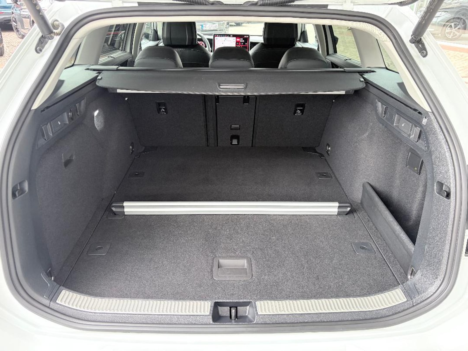 Volkswagen Passat – Bild 23