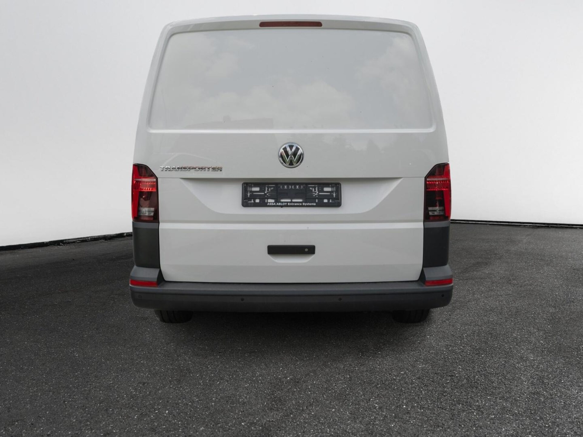 Volkswagen T6.1 Transporter Kasten langer Radstand