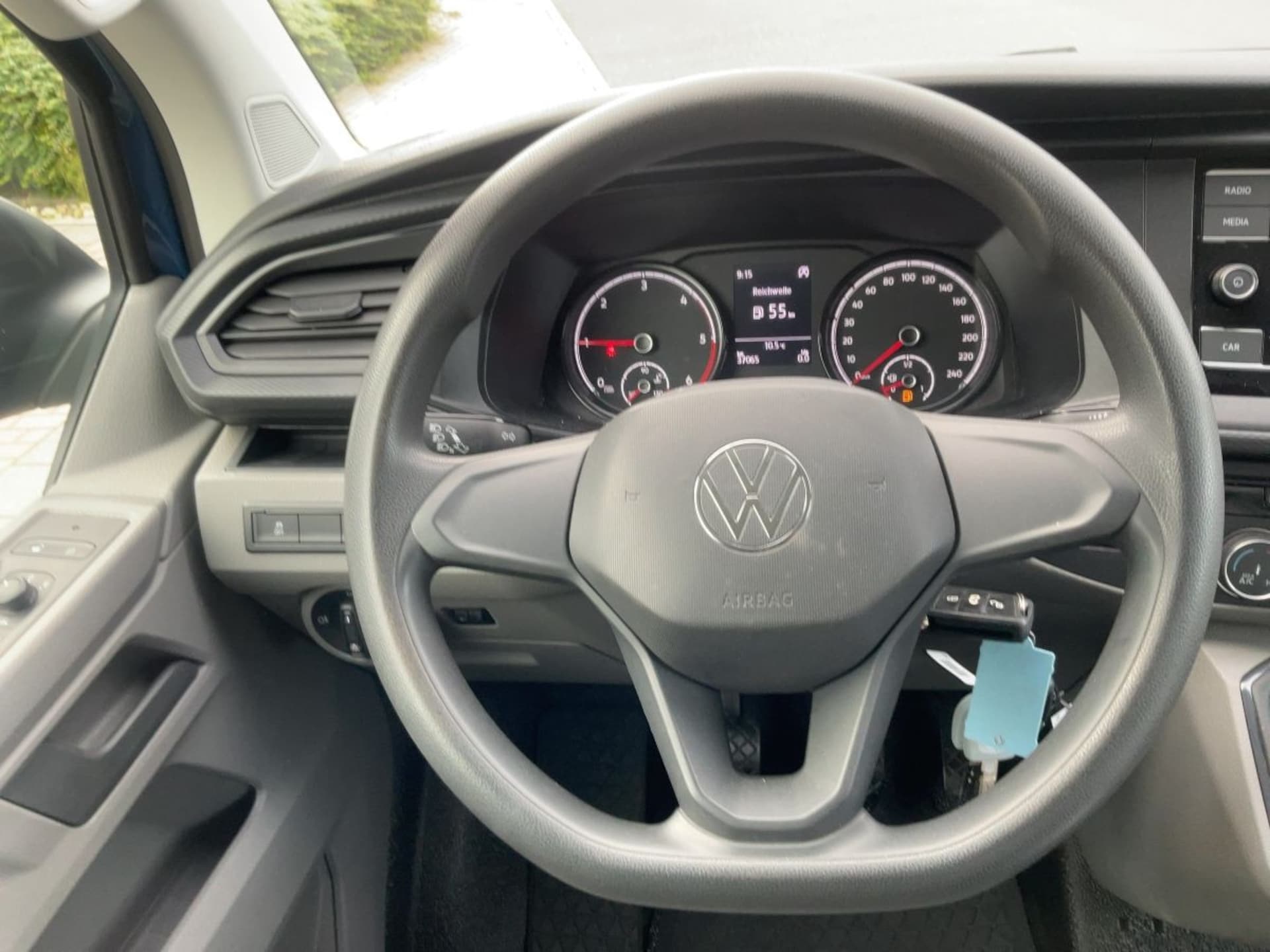 Volkswagen T6.1 Transporter Kasten langer Radstand