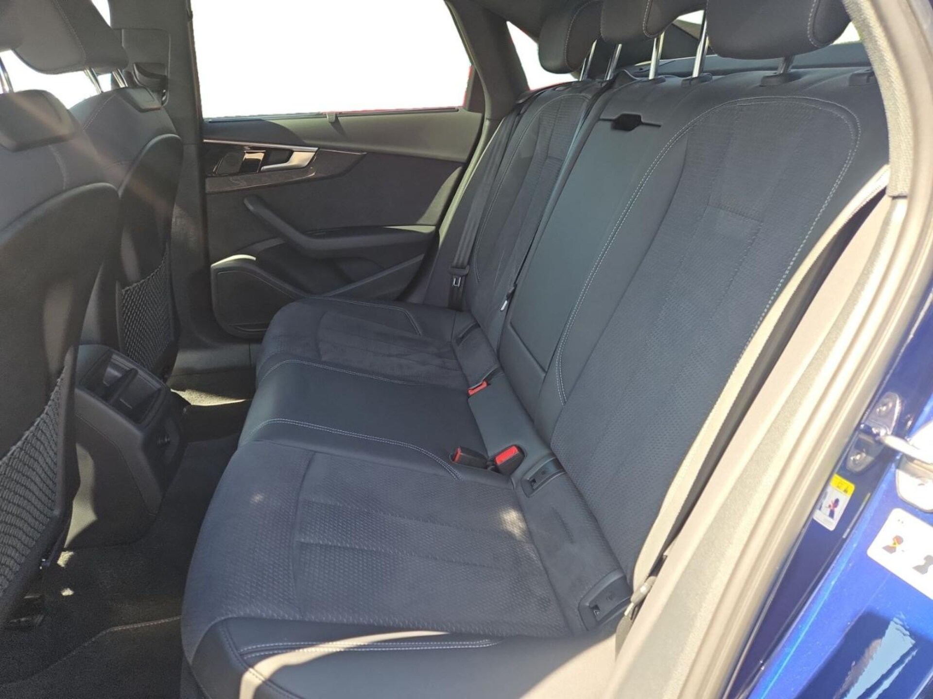 Audi S4 Limousine