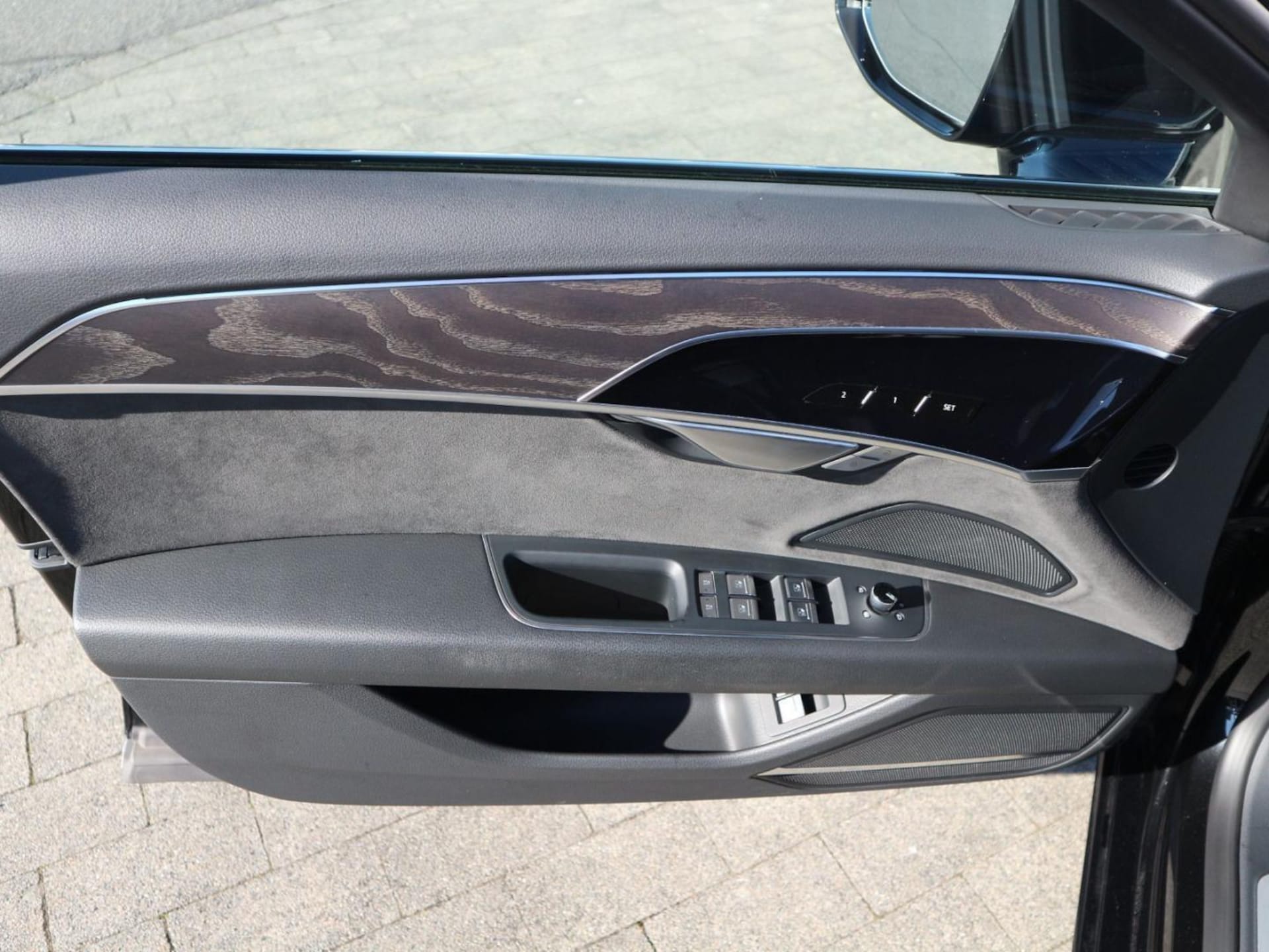 Audi A8 TFSI e