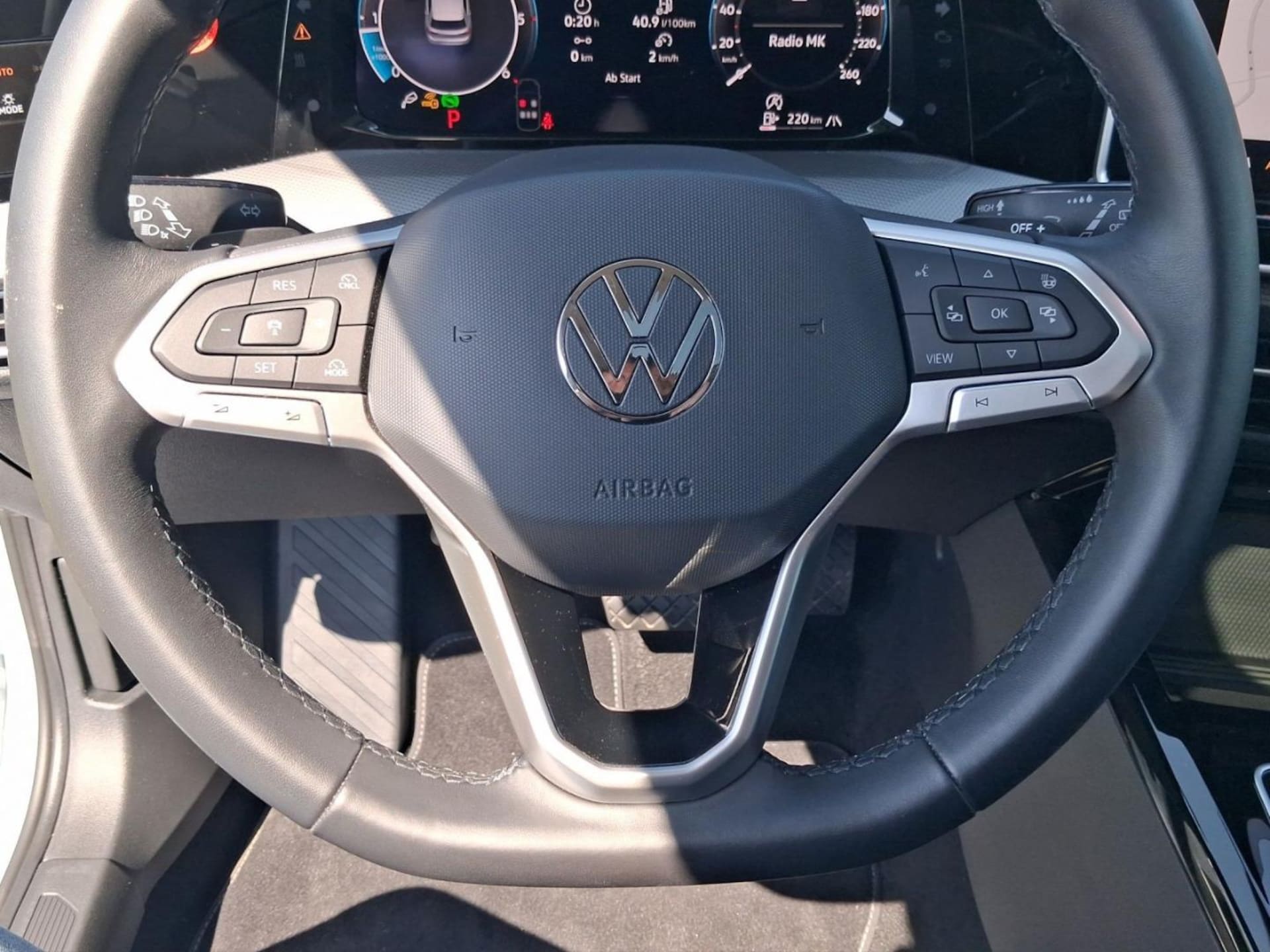 Volkswagen Golf Style