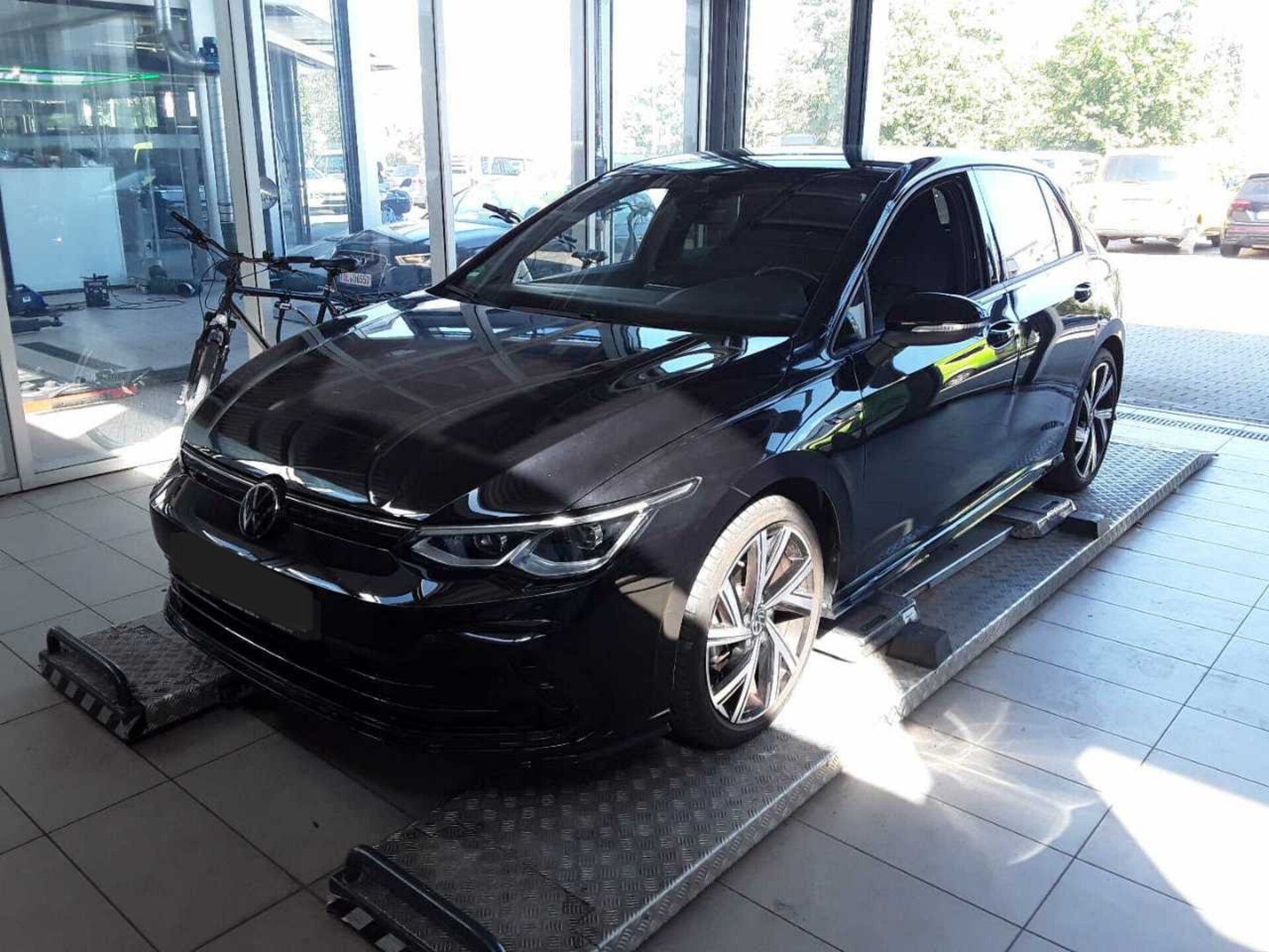 Volkswagen Golf R-Line