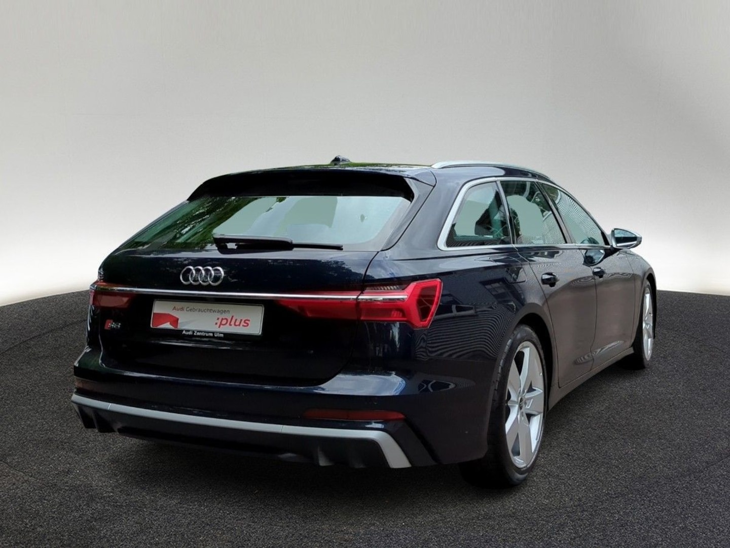 Bild über Audi S6 Avant TDI quattro tiptronic - für weitere Informationen kontaktieren Sie den Audi Partner