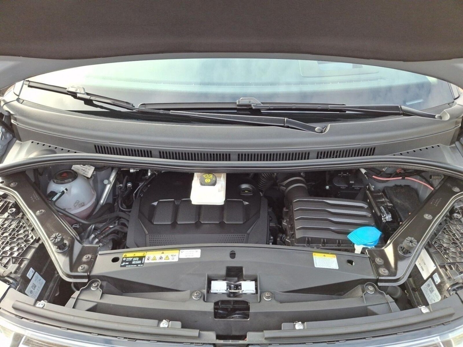Volkswagen Multivan Langversion – Bild 16