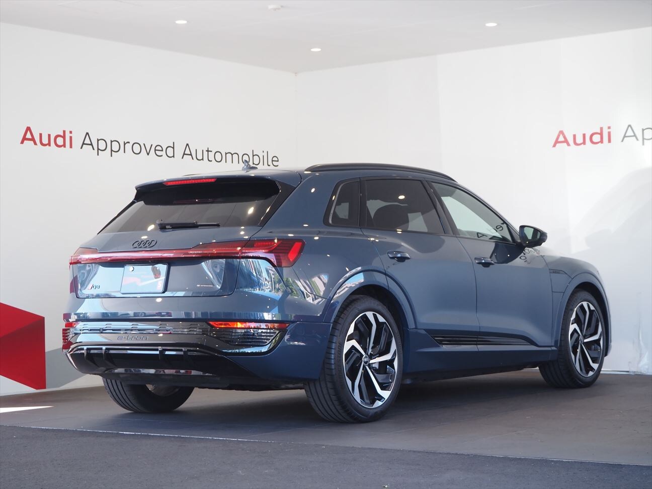 Image about Audi Q8 e-tron 55 e-tron S line