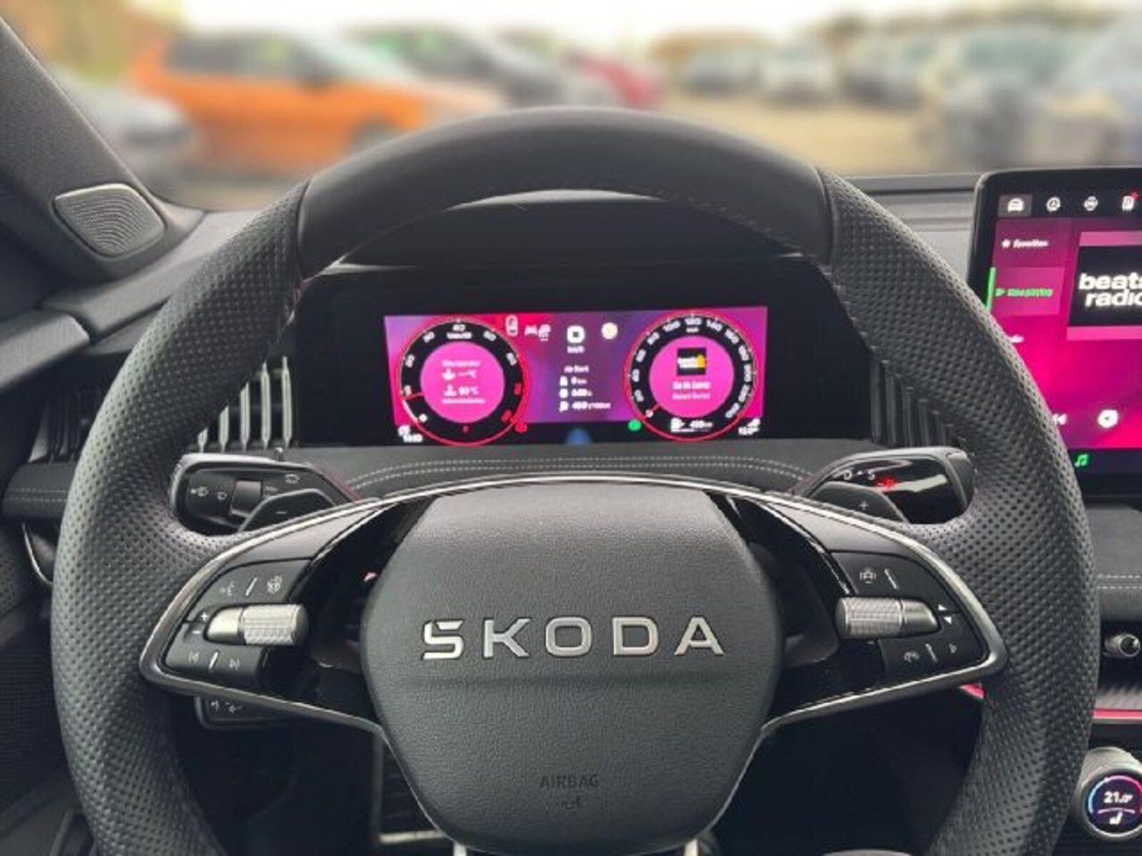 Škoda Superb Combi – Bild 8