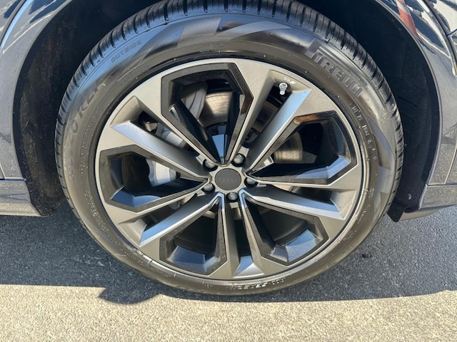 2026 Audi Q7 Premium Plus - Photo 25