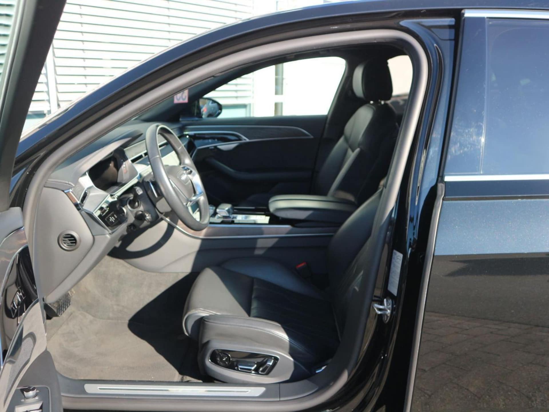 Audi A8 TFSI e