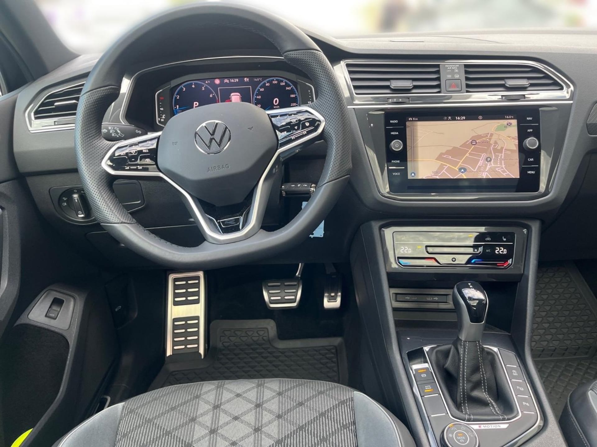 Volkswagen Tiguan R-Line