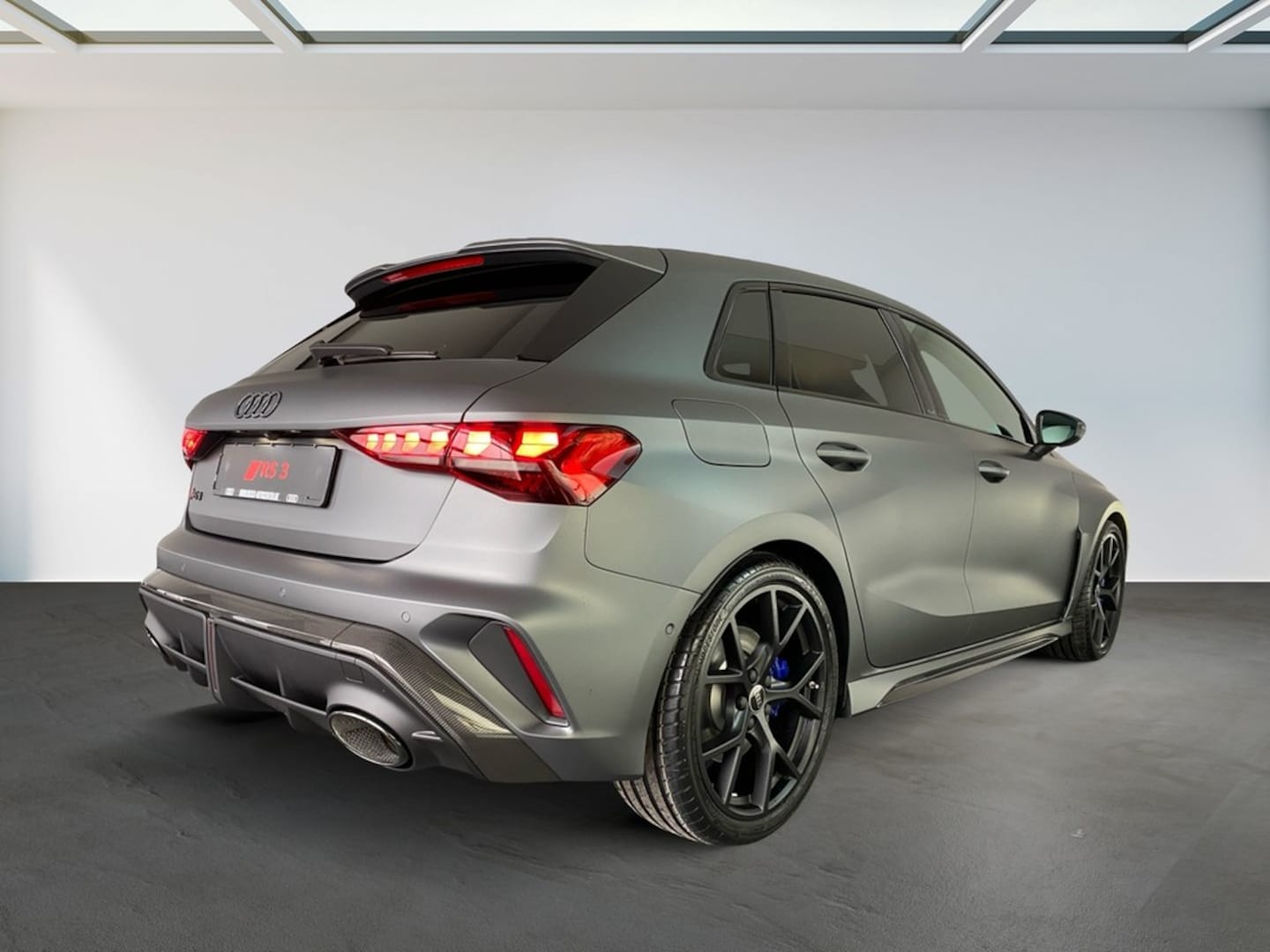 Bild über Audi RS 3 Sportback TFSI quattro 294 kW S tronic - für weitere Informationen kontaktieren Sie den Audi Partner