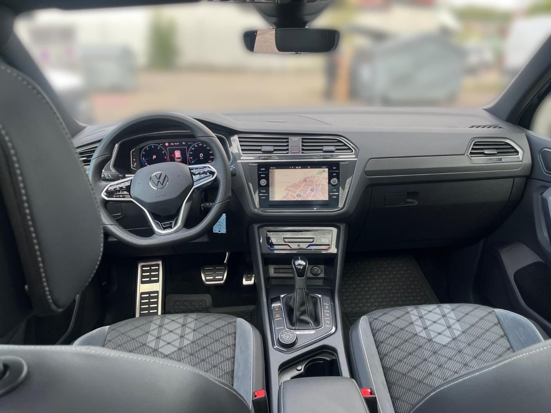 Volkswagen Tiguan R-Line