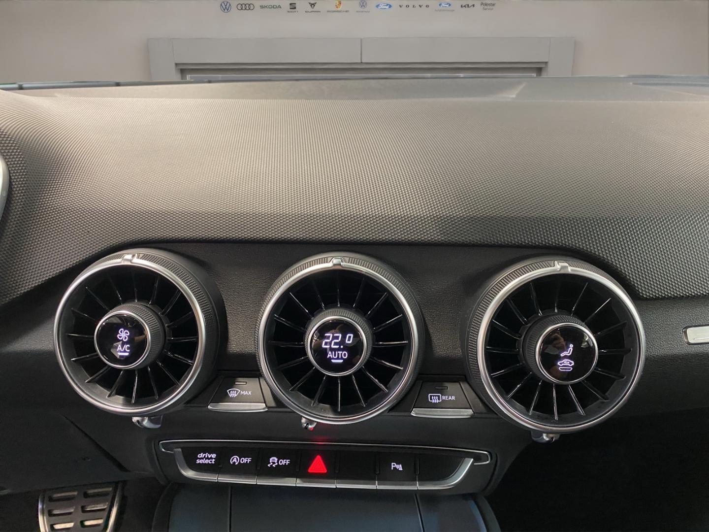 Image about Audi TT Coupé 45 TFSI S tronic