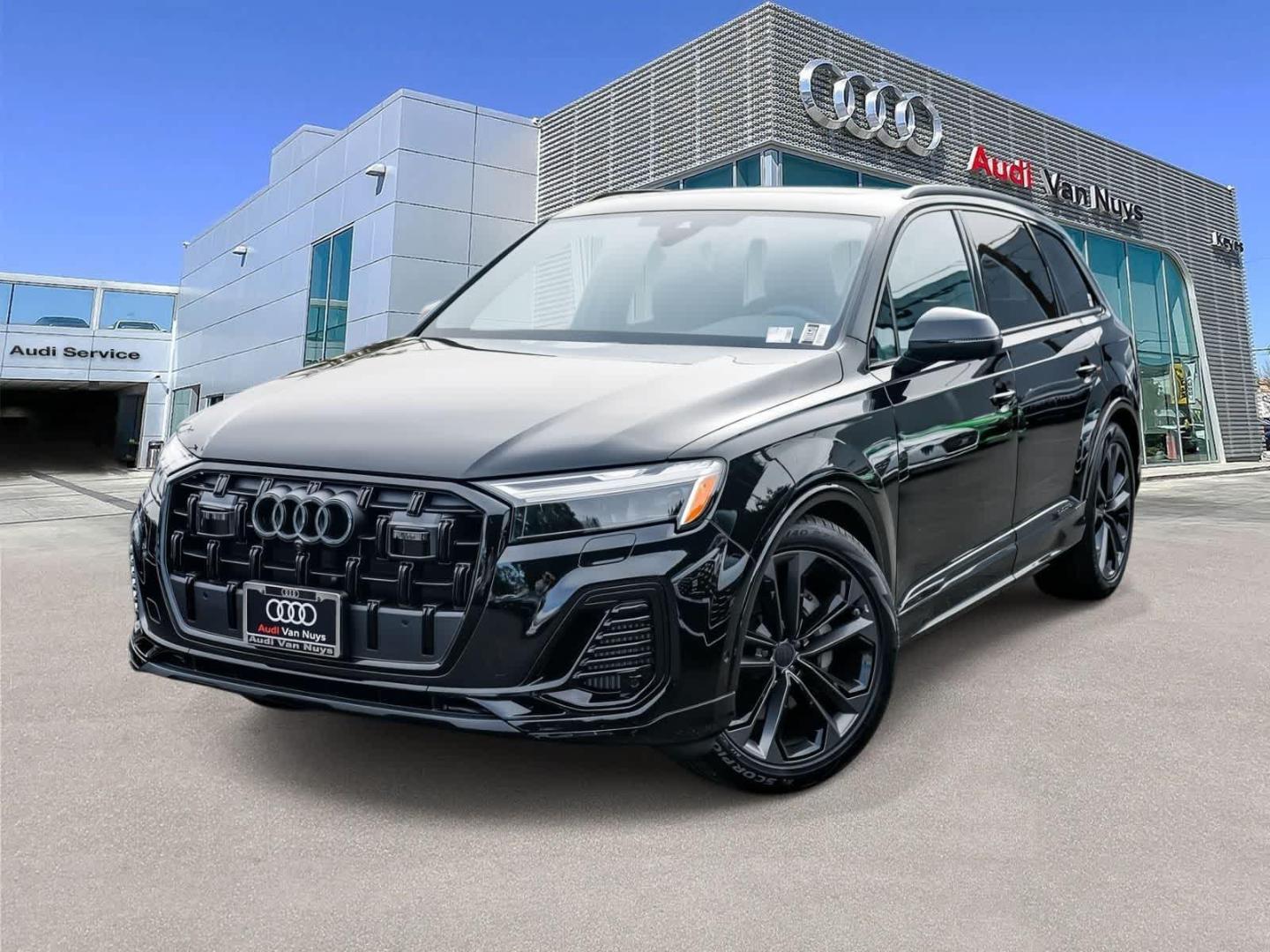 2026 Audi Q7 55 Premium Plus quattro Tiptronic's photo
