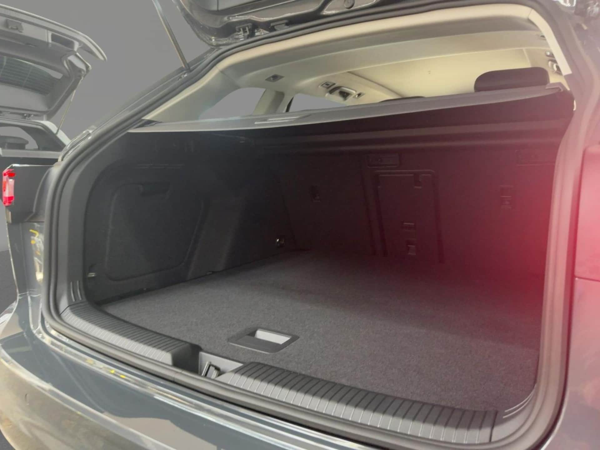 Volkswagen Golf Variant Style
