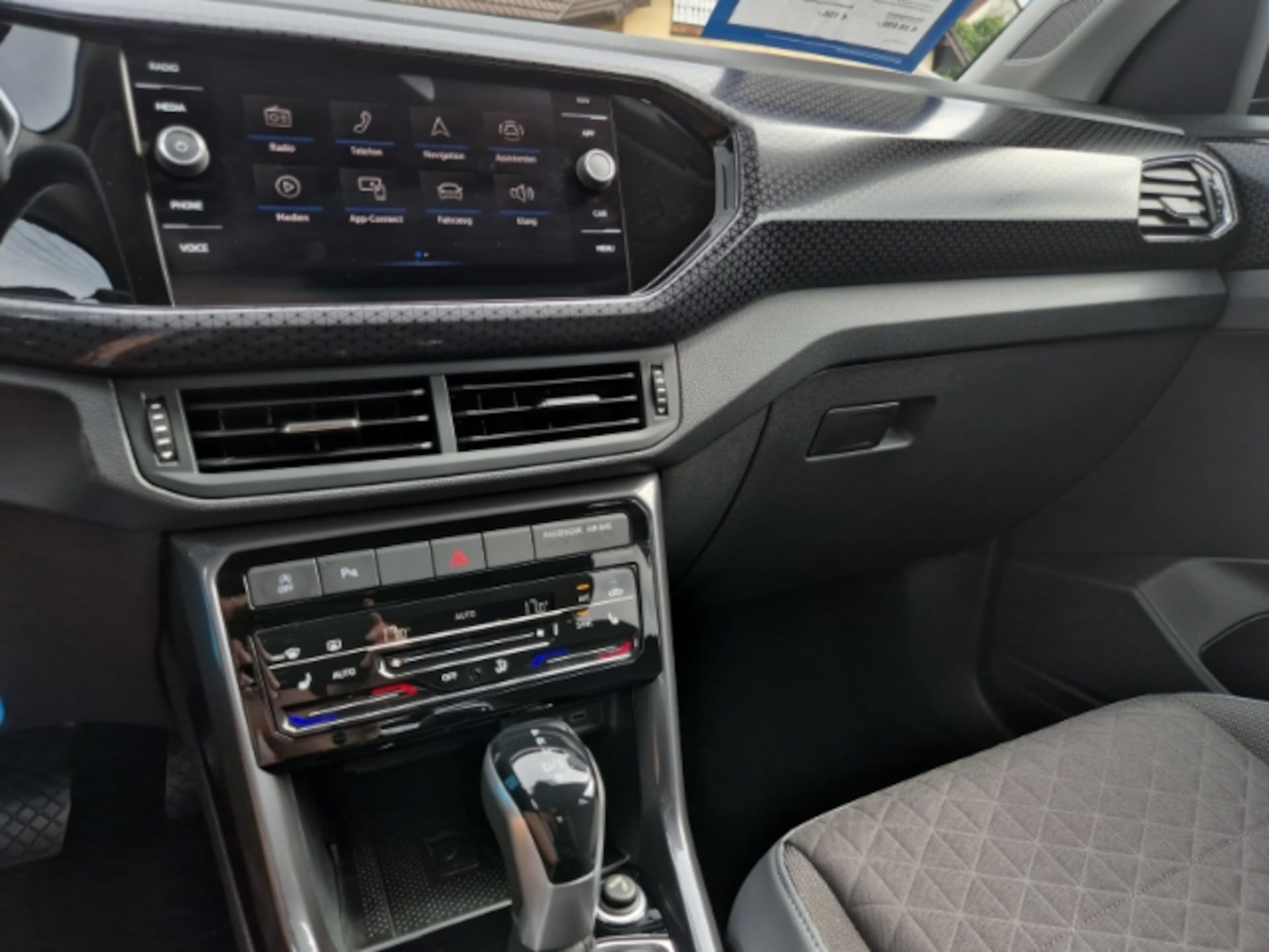Volkswagen T-Cross Style